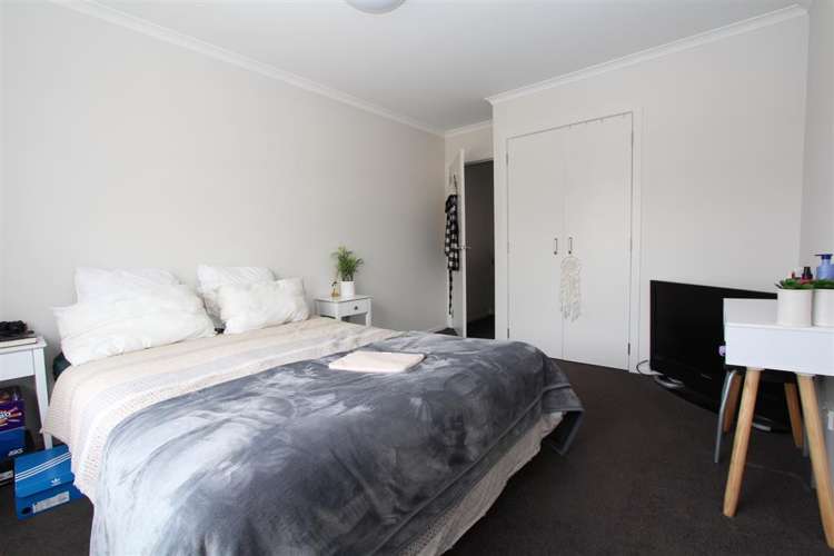 10 Chiefs Court Hamilton East_6