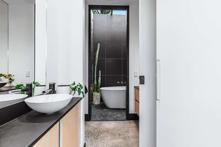 30 Nihinihi Avenue Raglan_21