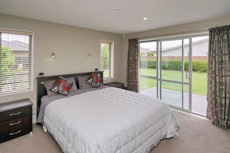 5 Oak Tree Lane Rangiora_11