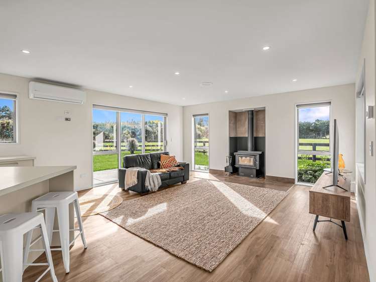 70 Rossiters Road_4