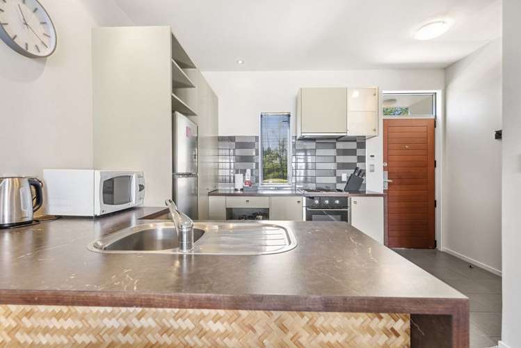 12/1420 Hamurana Road Mourea_18