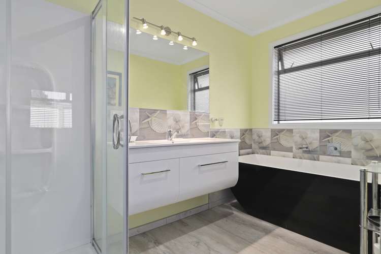 63 Ritchie Street Te Aroha_12