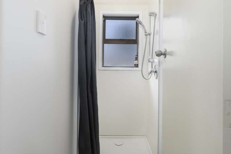 22 Jefferson Place Brookfield_21