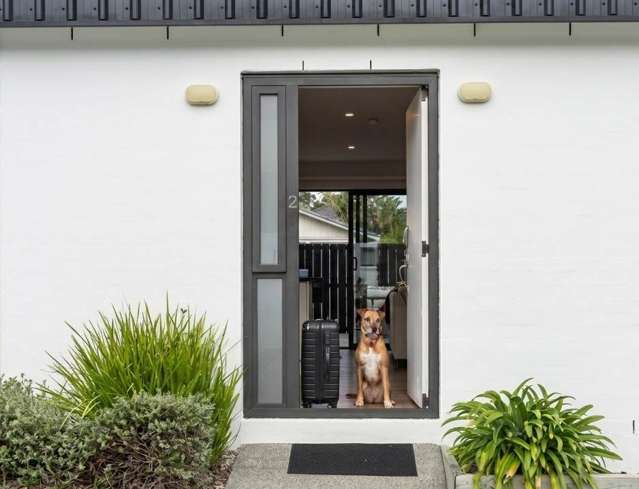 2/36 Kaipatiki Road Glenfield_2
