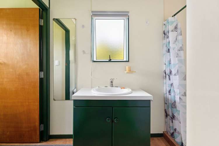 15 Cook Drive Whitianga_17