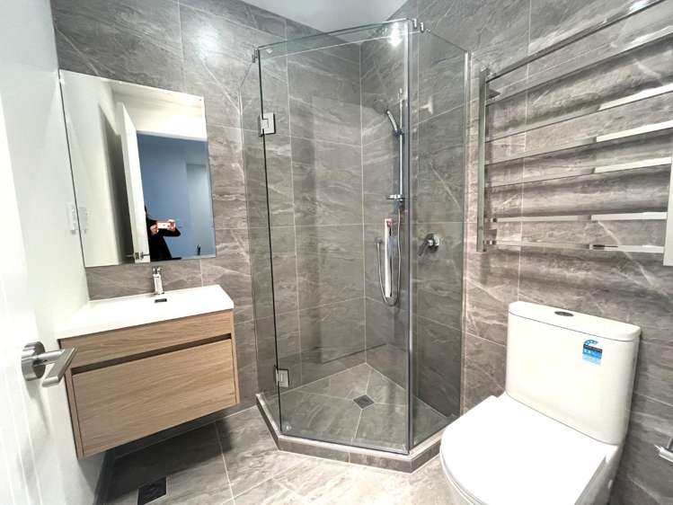 11 Irwin Lane Windsor Park_9