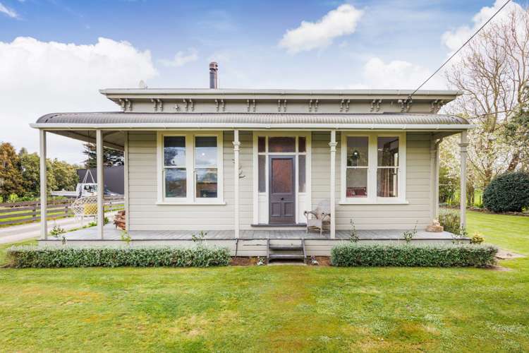 1027 Camerons Line Feilding_3