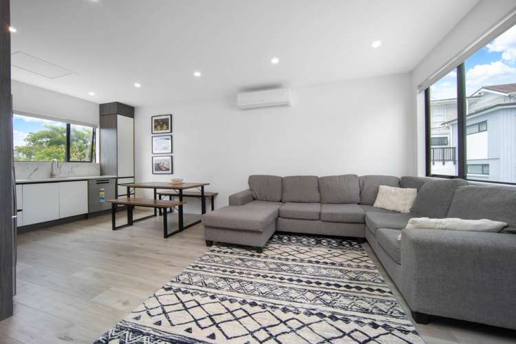 57B Pleasant Road Glen Eden_1