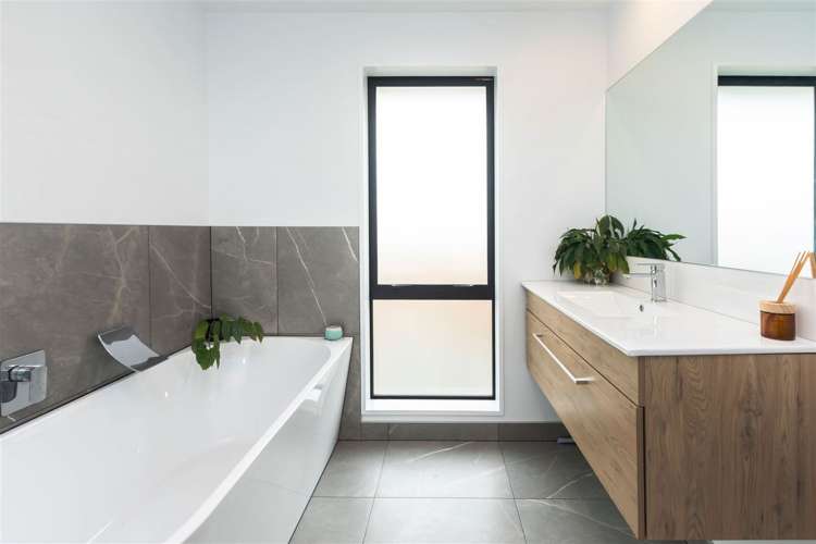 17 Chipping Lane Redwood_9