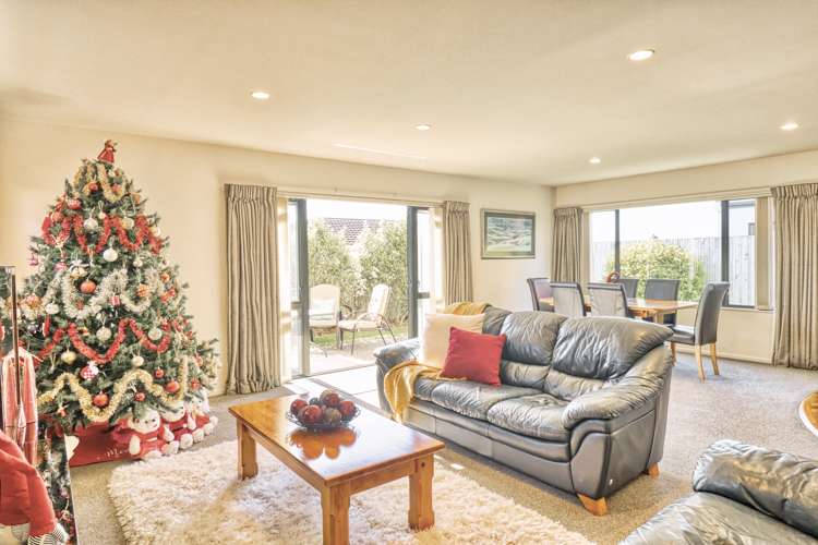 28b James Cook Drive Whitby_5