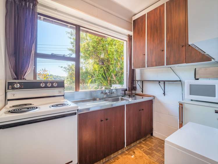 12 Riselaw Road Calton Hill_9