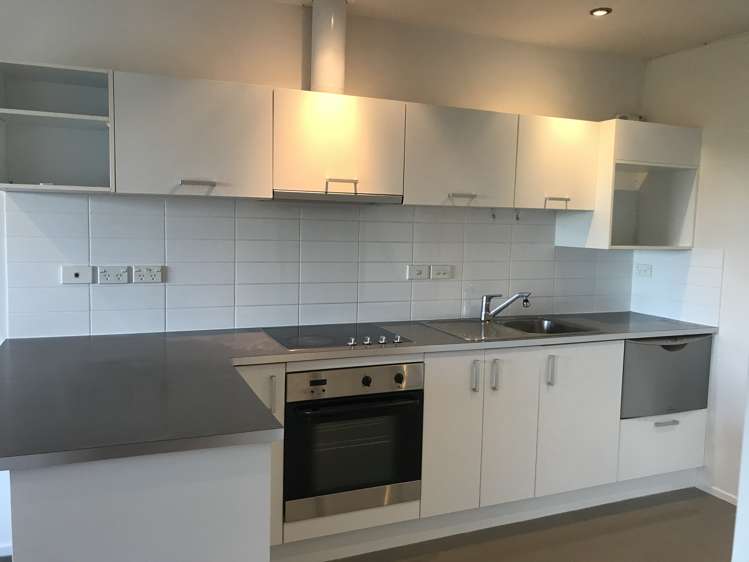 B15/71 Spencer Road Oteha_5