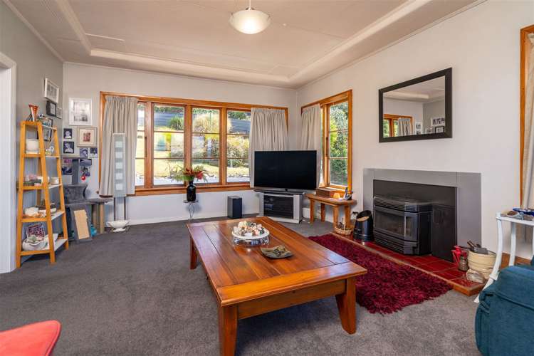 1 Fox Street Port Chalmers_6