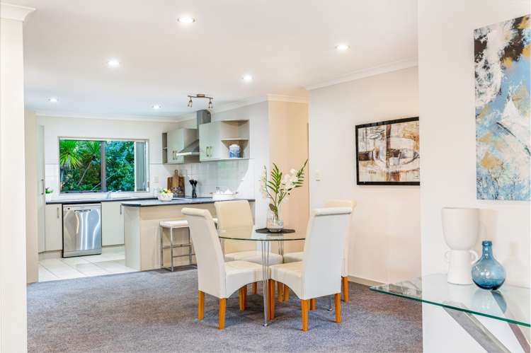 65 Helleur Road Massey_5