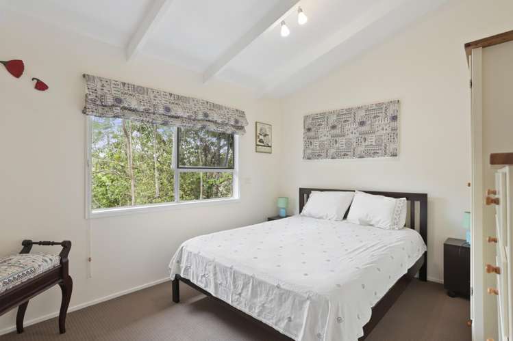 1123 Huia Road Huia_7