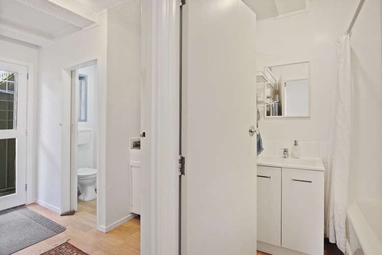 2/46 Chartwell Avenue Glenfield_10