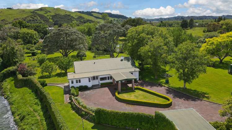 44 and 46 Takinga Street Mourea_7