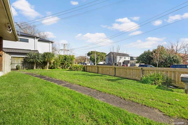 1/20 Dominion Street Takapuna_12