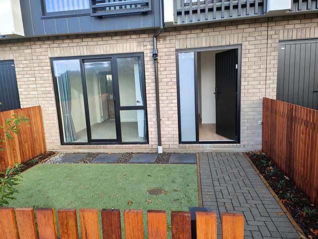 24 Glenmore Road Sunnyhills_2