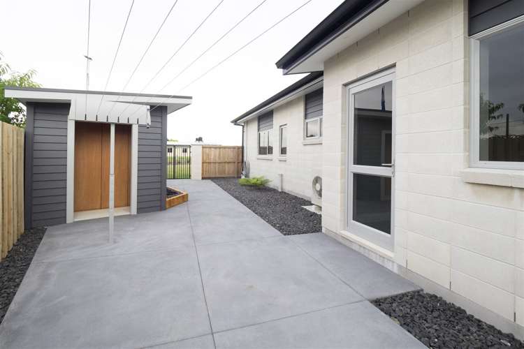 8c Goldrich Grove Netherby_19