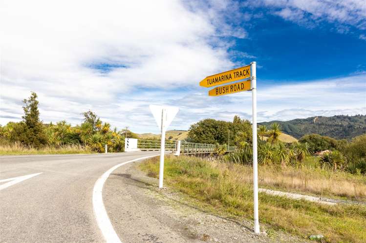 47 Bush Road Tuamarina_28