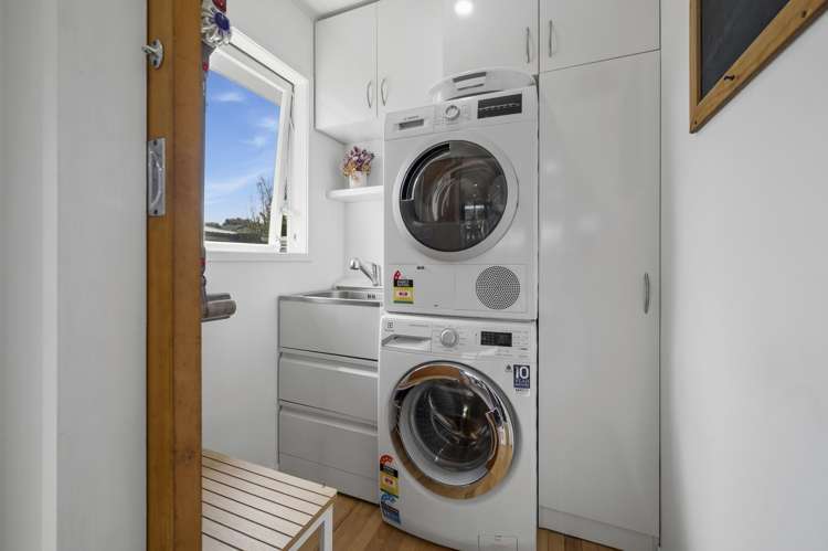 6 Gem Street Pukehangi_19