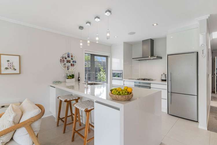 2/10 Taranaki Road Kohimarama_7