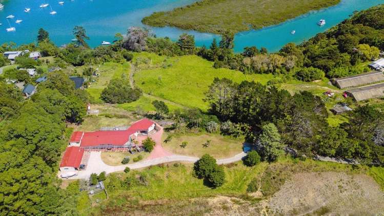 90 Cedar Terrace Stanmore Bay_6
