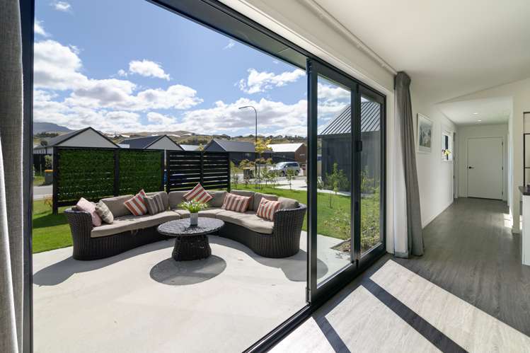 15 Regent Street Lower Shotover_16