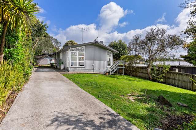 38 Doyly Drive Stanmore Bay_2