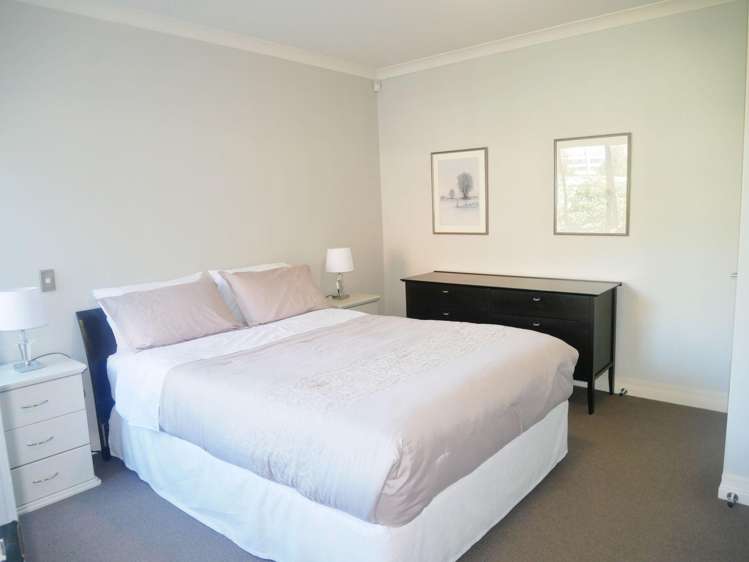 543 Harewood Rd Harewood_7