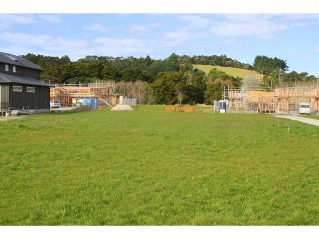 11 Awanui Crescent Matakana_3