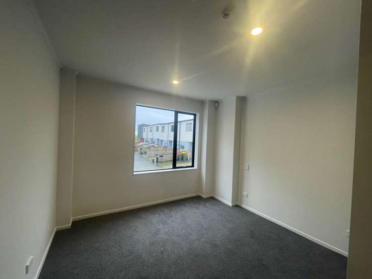 G04/48 Clay Works Lane New Lynn_5