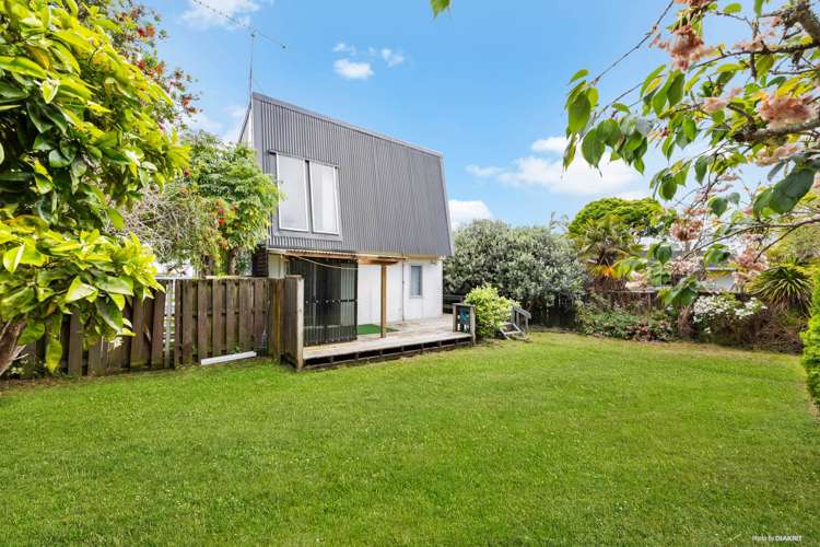 33 Kurnell Drive Botany Downs_9