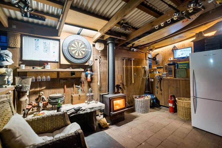 24 Hutchinsons Road Bucklands Beach_13