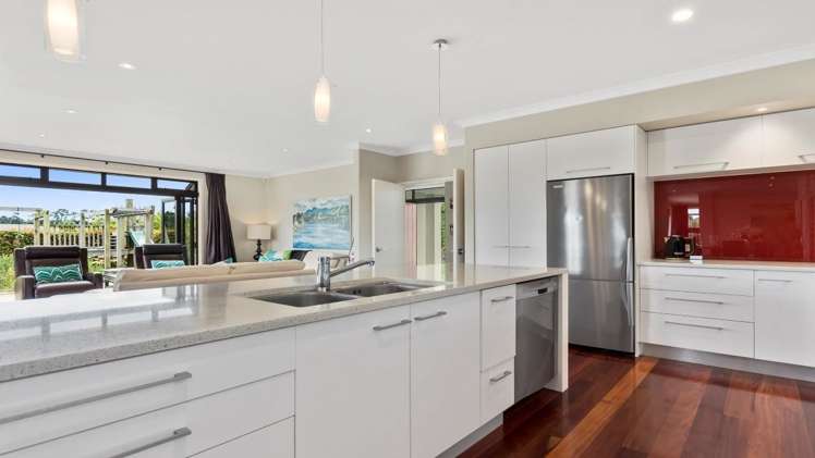 3 Pinasta Place Oropi_9