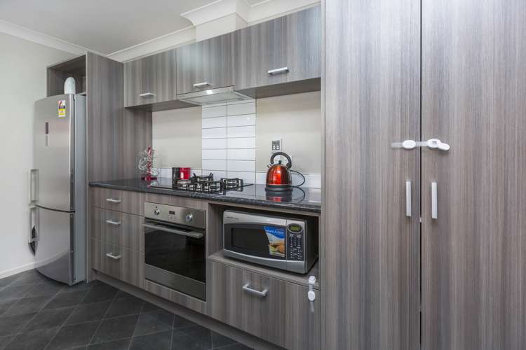 13 Poppy Watts Grove Stokes Valley_16