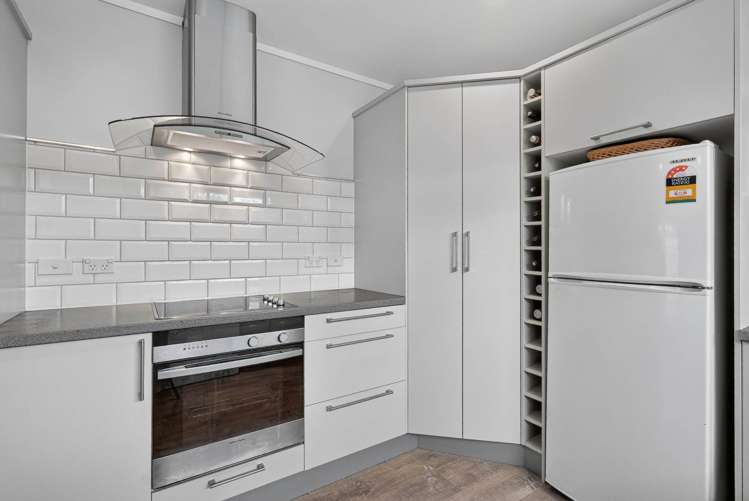 92 Rosario Crescent Red Beach_11