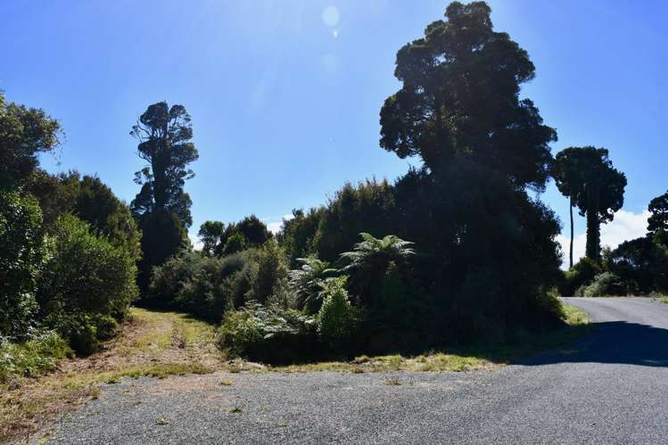 37 South Terrace Road Karamea_18