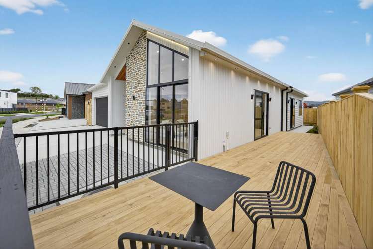 6 & 8 Tuwai Crescent Opaheke_6