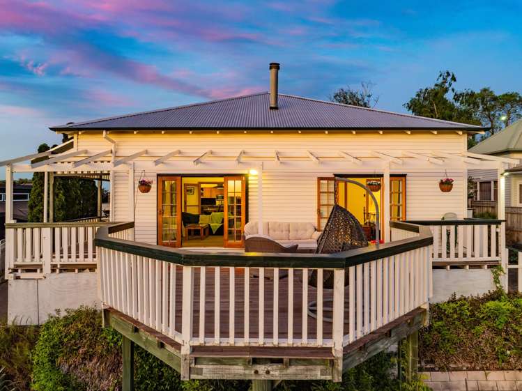 7 Lucy Road Bluff Hill_2