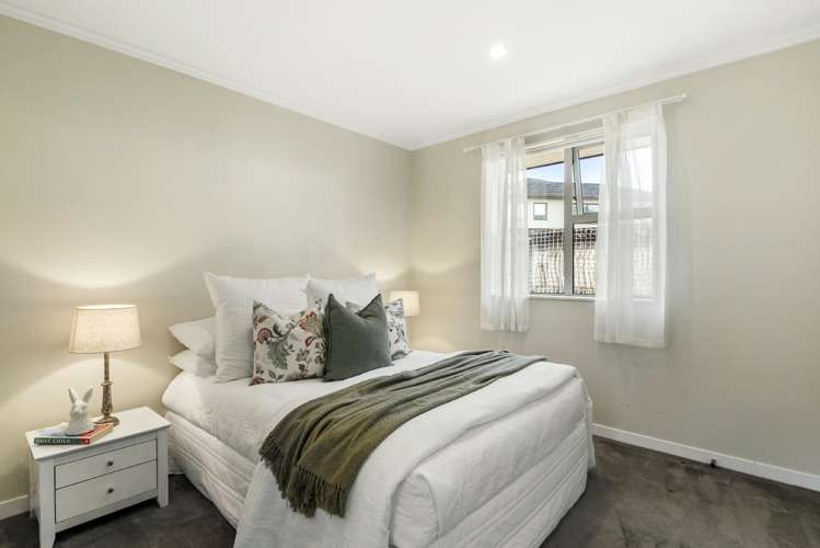 18 Lemon Grove Lane Greenhithe_13