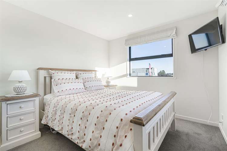 7 Jean Batten Lane Rolleston_12