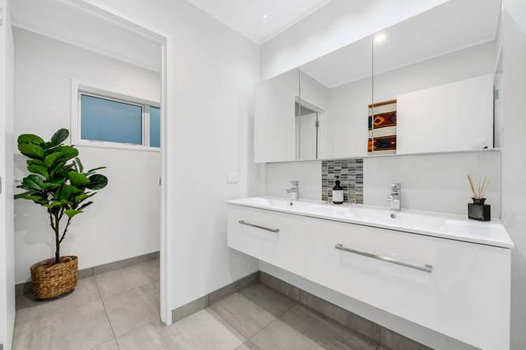 26 Maraetai School Road Maraetai_27