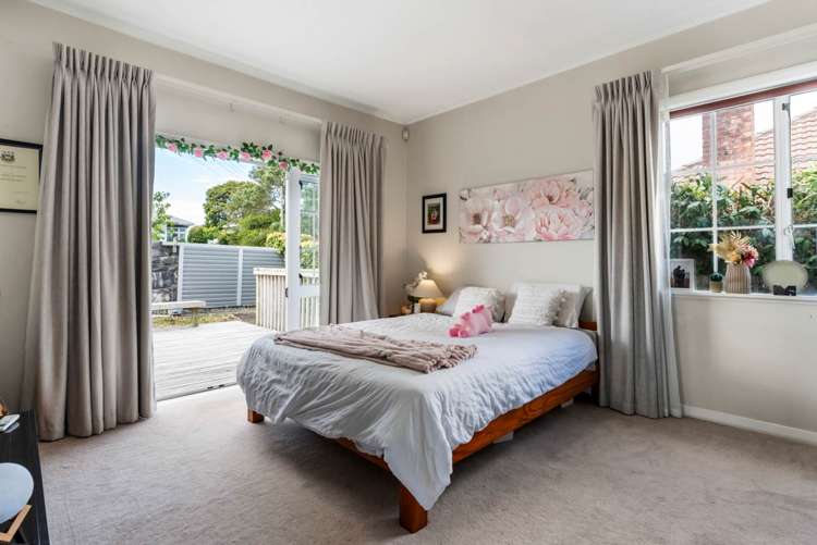 12 Rewi Road Royal Oak_7