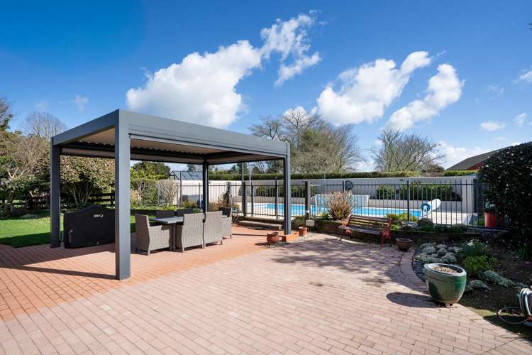 347 Racecourse Road Cambridge_9