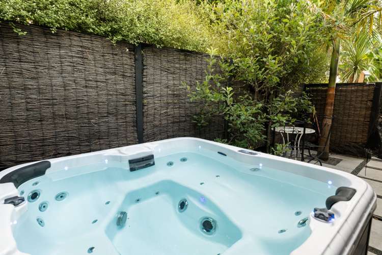 8 Caldera Close Pyes Pa_21