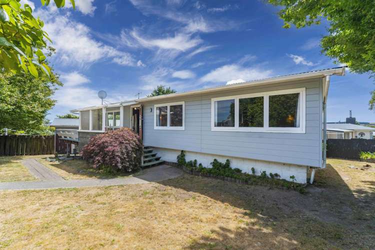 22 Hinemoa Avenue Taupo_20