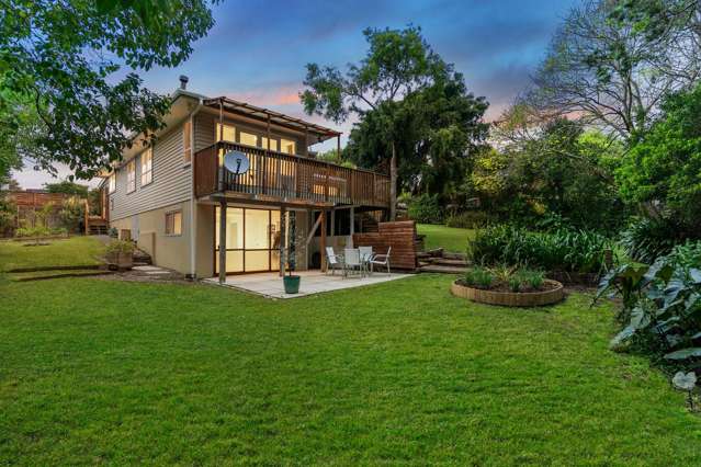 FAMILY LIVING ON 1006M2 FREEHOLD