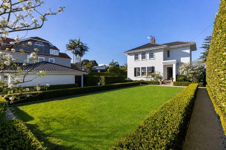 37 Gladstone Road_2
